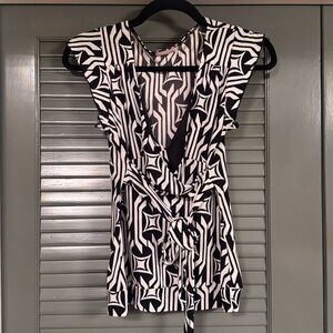 Y2K Vol: 1 Black & White Retro Print Front Tie Blouse